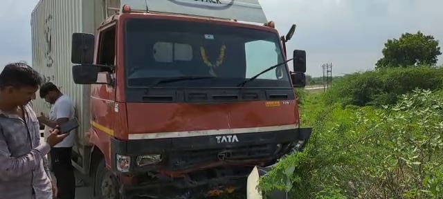 Bhavnagar Accident : કાર અને આઇસર વચ્ચે ગમખ્વાર અકસ્માત, 4 લોકોના મોત