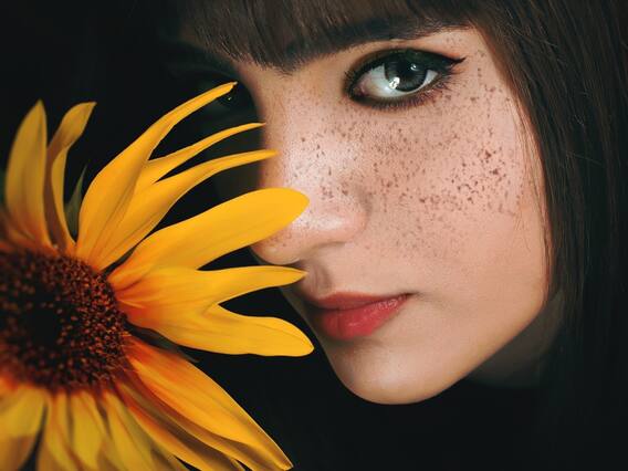 Glowing Skin: సన్ ఫ్లవర్ నూనెతో మెరిసే చర్మం మీ సొంతం Glowing Skin: సన్ ఫ్లవర్ నూనెతో మెరిసే చర్మం మీ సొంతం