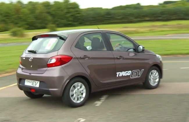 টাটা সংস্থার দাবি তাদের এই Tiago EV গাড়িতে একটি 7.2kW চার্জারের সাহায্যে পুরো চার্জ দেওয়া সম্ভব ৩ ঘণ্টা ৩৬ মিনিটে।