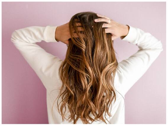 Covid19 Symptoms Hair Loss: तेजी से बढ़ रहे हैं सफेद बाल, हो सकते हैं कोरोना के साइड इफेक्ट्स