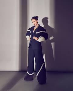 Ananya Panday : 'क्यूट' अनन्या पांडेचा 'बॉसी' अंदाज, लेटेस्ट फोटो चर्चेत