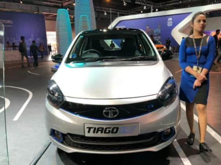 Tata Tiago हॅचबॅक पेट्रोल, CNG नंतर इलेक्ट्रिक स्वरूपात आली आहे