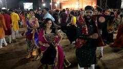 Navratri 2022: ગાંધીનગર કલ્ચરલ ફોરમમાં ગરબાનું ભવ્ય આયોજન, જુઓ રાસત્સવની આકર્ષક તસવીરો