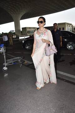 Kangana Ranaut: ਸਫ਼ੇਦ ਸਾੜੀ `ਚ ਮੁੰਬਈ ਏਅਰਪੋਰਟ ਤੇ ਨਜ਼ਰ ਆਈ ਕੰਗਨਾ ਰਣੌਤ, ਖੂਬਸੂਰਤੀ ਦੇਖ ਫ਼ੈਨਜ਼ ਹੋਏ ਫ਼ਿਦਾ