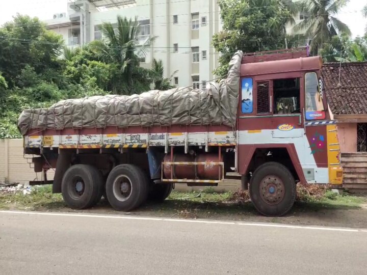 மயிலாடுதுறையில் கேரளாவுக்கு கடந்த இருந்த 10 டன் ரேஷன் அரிசி  பறிமுதல்