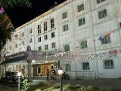 வாஸ்து பிரச்னையில் சிக்கித் தவிக்கும் கரூர் மாநகராட்சி; குபேர  மூலைக்கு மாறும் திமுக மேயர்..?