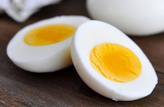 Egg Benefits : अंडी आरोग्यासाठी खूप फायदेशीर आहे आणि प्रोटीनचा खजिना आहे.