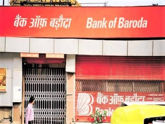 તમે બેન્ક ઓફ બરોડાના વૉટ્સએપ નંબર પર ચેટ દ્વારા બેન્ક બેલેન્સ અને મિની સ્ટેટમેન્ટની જાણકારી સહિતની કેટલીય સર્વિસનો ફાયદો ઉઠાવી શકો છો.