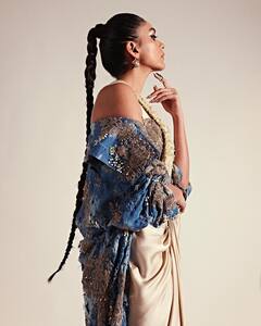 Mrunal Thakur Photos: 'సీతారామం' ప్రిన్సెస్ నూర్జహాన్ మోడ్రన్ లుక్!