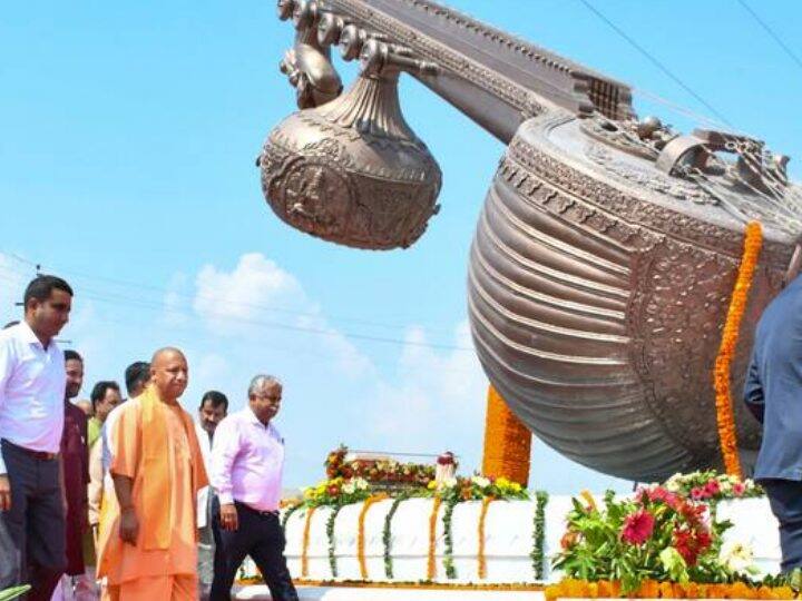 Ayodhya News: सीएम योगी ने किया लता मंगेशकर चौक का लोकार्पण, पीएम मोदी ने कहा- अयोध्या में जल्द होगा भव्य राम मंदिर Ayodhya CM Yogi Adityanath inaugurated Lata Mangeshkar Chowk PM Narendra Modi said that soon a grand Lord Ram temple ANN Ayodhya News: सीएम योगी ने किया लता मंगेशकर चौक का लोकार्पण, पीएम मोदी ने कहा- अयोध्या में जल्द होगा भव्य राम मंदिर