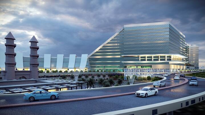 फूड कोर्ट, प्रतीक्षा कक्ष, लहान मुलांना खेळण्यासाठी जागा, स्थानिक उत्पादनांसाठी जागा यांसारख्या सुविधा उपलब्ध असतील.