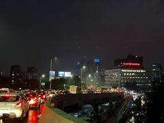 Pune Traffic Jam : तासाभराच्या पावसाने पुणेकर हैराण; अनेक रस्त्यांवर वाहनांच्या रांगाच रांगा