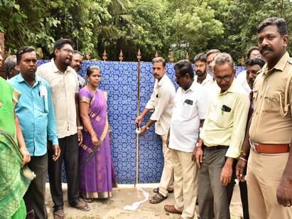 Recovery of encroached temple land worth one crore rupees in Mayiladuthurai TNN மயிலாடுதுறையில்  ரூ.1 கோடி  மதிப்பிலான ஆக்கிரமிப்பு செய்யப்பட்ட கோயில் நிலம் மீட்பு