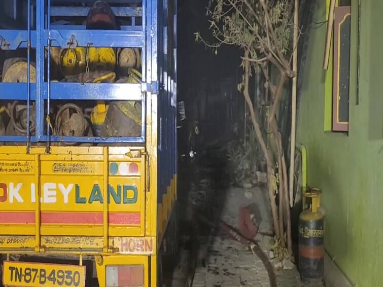 Kanchipuram Cylinder Blast near walajabad 12 are injured 2 peoples are died சினிமாவை மிஞ்சிய பயங்கரம்!  காஞ்சிபுரம் சிலிண்டர் வெடித்த விவகாரம்: பலி எண்ணிக்கை உயர்வு
