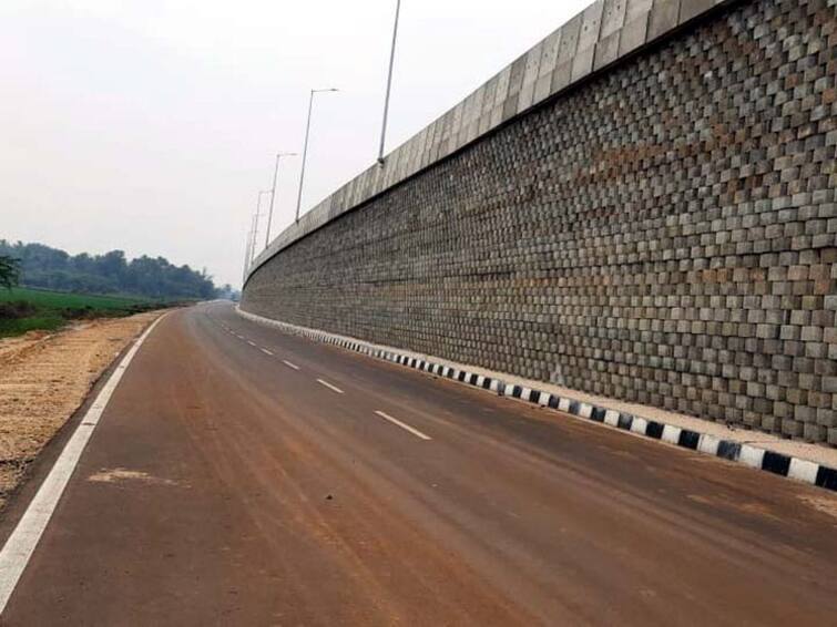 Trichy - Thanjavur National Highway 365 killed in 10 years TNN திருச்சி - தஞ்சாவூர் தேசிய நெடுஞ்சாலை விபத்து; 10 ஆண்டுகளில் 365 பேர் உயிரிழப்பு