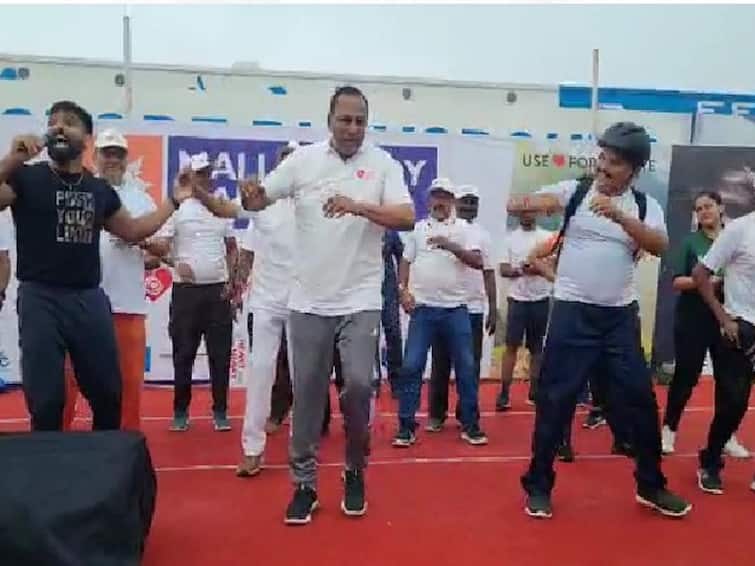 World Heart Day 2022 Mallareddy Narayana Multi Specialty Hospital Conducted Cyclodhan in Hyderabad World Heart Day 2022: వరల్డ్ హార్ట్ డే సందర్భంగా సైక్లోథాన్ కార్యక్రమం నిర్వహణ!