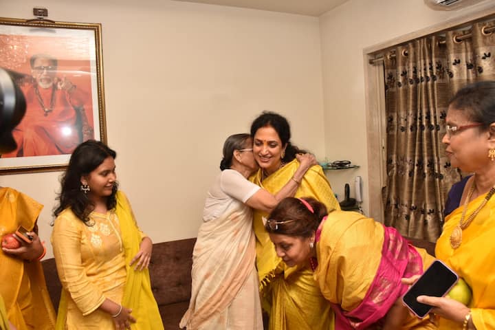 त्यावेळी शिवसेना खासदार संजय राऊत यांची खुर्ची रिकामी ठेवण्यात आली होती.