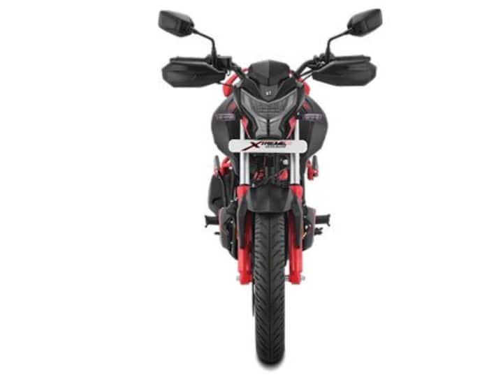 याशिवाय बाईकला अॅडजस्टेबल ब्राइटनेससह एक एलसीडी डिस्प्ले, पुढच्या बाजूला टेलिस्कोपिक फॉर्क्स आणि मागील बाजूस प्रीलोड-अॅडजस्टेबल मोनो-शॉक सस्पेंशन युनिट देखील मिळते.