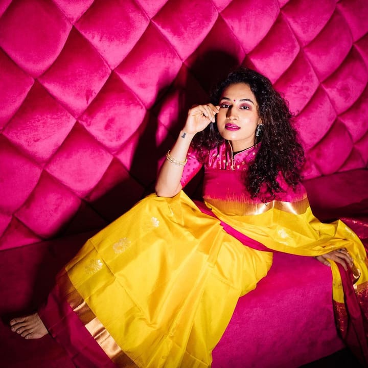 తెలుగు నటీనటులలో బ్యూటీఫుల్ క్యారెక్టర్ ఆర్టిస్ట్ పూజా రామచంద్రన్.  Photo@ Pooja Ramachandran/ instagram