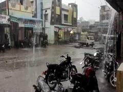 Photo: हिंगोली जिल्ह्यात पावसाची जोरदार हजेरी, पुराच्या पाण्यामुळे मजूर अडकले