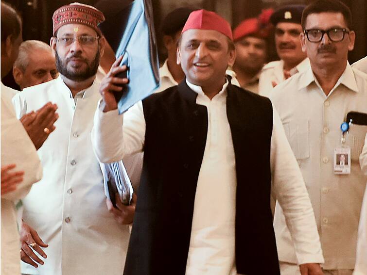 Akhilesh Yadav Unanimously Elected Samajwadi Party President For Third Time Akhilesh Yadav Unanimously Elected Samajwadi Party President For Third Time