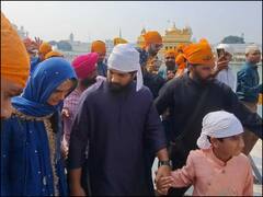 Photos: पत्नी और बच्चों के साथ अमृतसर के गोल्डन टेंपल पहुंचे Allu Arjun, बाघा बॉर्डर पर जवानों को भी किया सैल्यूट