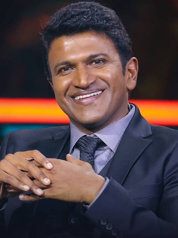 कन्नड़ एक्टर पुनीत राजकुमार (Puneeth Rajkumar) की मौत भी हार्ट अटैक से हुई थी. पुनीत एक्सरसाइज करने के बाद बीमार हो गए थे.