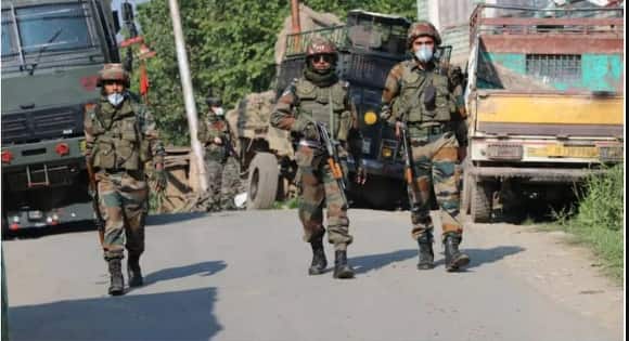 Jammu and Kashmir : Two Terrorist killed in encounter In Shopian, Baramulla ਜੰਮੂ-ਕਸ਼ਮੀਰ : ਬਾਰਾਮੂਲਾ ਅਤੇ ਸ਼ੋਪੀਆਂ ਇਲਾਕੇ 'ਚ ਸੁਰੱਖਿਆ ਬਲਾਂ ਅਤੇ ਅੱਤਵਾਦੀਆਂ ਵਿਚਾਲੇ ਮੁੱਠਭੇੜ ਜਾਰੀ, 2 ਅੱਤਵਾਦੀ ਢੇਰ