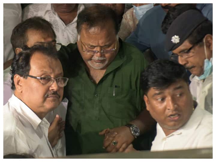 Bengal SSC Scam: CBI Files First Chargesheet, Names Former Minister Partha Chatterjee, 15 Others Bengal SSC Scam: CBI Files First Chargesheet, Names Former Minister Partha Chatterjee, 15 Others