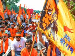 गुजरात में गरबा खेलने आए मुस्लिमों पर बजरंग दल की नजर, 'लव जिहाद' को लेकर लोगों को कर रहे आगाह