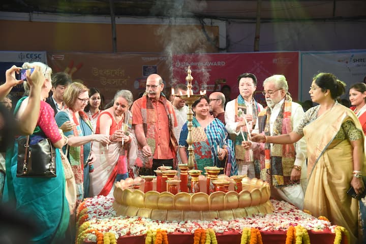 উদ্যোক্তাদের কথায়, 'এই স্থাপত্যের নির্মাণের সঠিক কাল ও সময় আমাদের জানা নেই। শুধু অনুভব করতে পারি। যে যুগে আধুনিক যন্ত্রপাতি ছিল না।'
