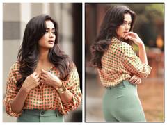 Shweta Tiwari Pics: श्वेता तिवारी ने क्लासी लुक में ढाया कहर, लेटेस्ट सिपंल कैजुअल अंदाज में भी जीता फैन्स का दिल!