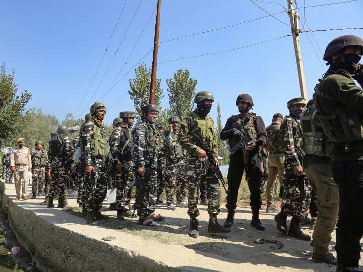 Encounter in Jammu Kashmir Baramulla Police Killed two terrorist of Jaish e Mohammed they plan to attack Agniveer Recruitment ANN Baramulla Encounter: जम्मू-कश्मीर के बारामूला में जैश के 2 आतंकी ढेर, अग्निवीर भर्ती रैली पर थी हमले की साजिश