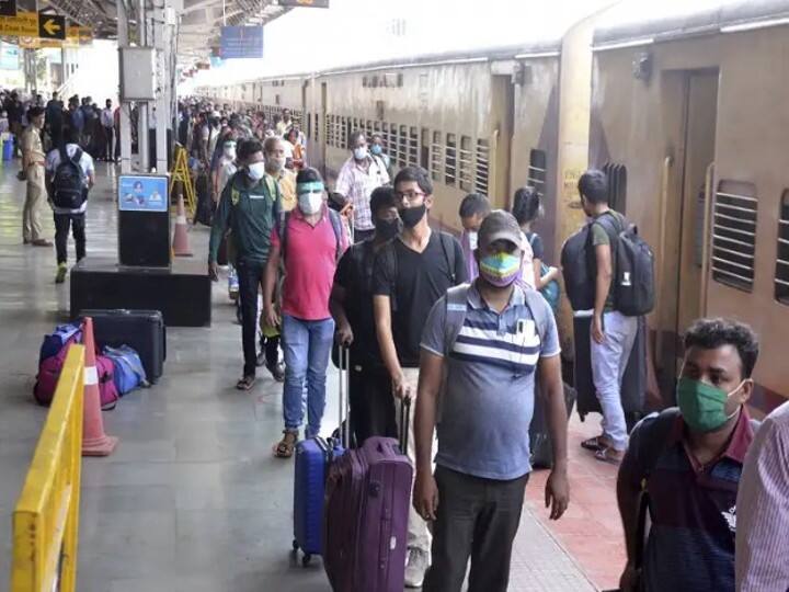 Rajasthan news 3 pairs of special trains will run through Kota in the festive season ann Kota News: त्योहारी सीजन में रेलवे ने दी स्पेशल ट्रेनों की सौगात, कोटा से होकर चलेंगी तीन जोड़ी स्पेशल ट्रेन