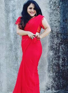 In Pics : मंजुषाचा साडीतील बोल्ड अंदाज; मालिकांमधून पोहोचलीय घराघरात