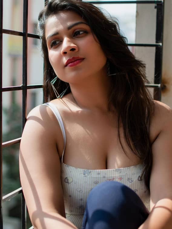 మాయ చేస్తున్న ఇనయా, ‘బిగ్ బాస్’లో ఆర్జీవీ భామదే పైచేయి!