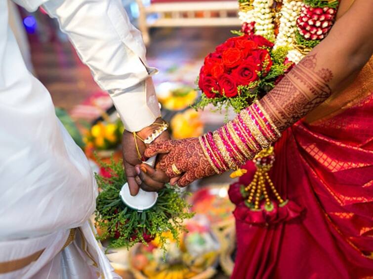 30 percent of Women Get Married Before 21 in India West Bengal at Top Marriage : இந்தியாவில் 30% பெண்களுக்கு இத்தனை வயதுக்கு முன்பே திருமணம்.. இந்த மாநிலம்தான் டாப்.. அதிரவைக்கும் புள்ளிவிவரம்..