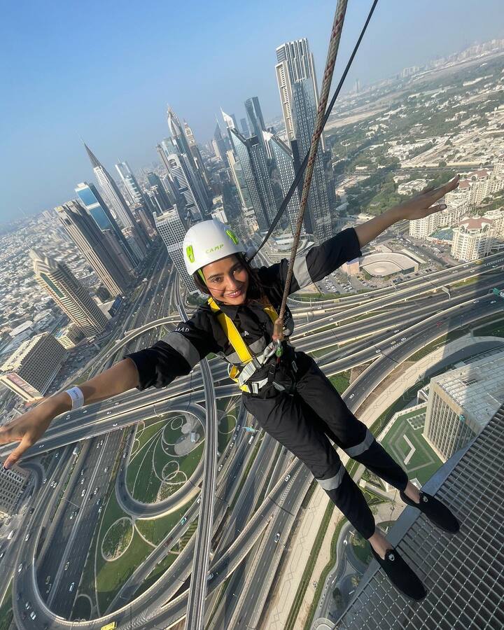 నేహా శర్మ లేటెస్ట్ ఫోటోస్. Image Credit: Neha Sharma/ Instagram