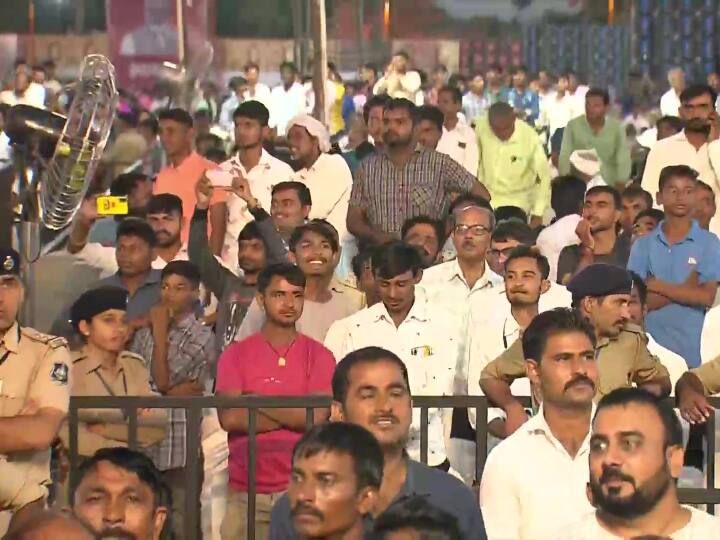 इस दौरान पीएम मोदी ने कहा- बीते 2 दशकों के निरंतर प्रयासों से बनासकांठा की तस्वीर बदल चुकी है.नर्मदा के नीर, सुजलाम-सुफलाम और ड्रिप इरीगेशन ने स्थिति को बदलने में बड़ी भूमिका निभाई है.