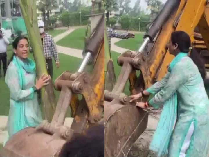 Noida Omaxe Society Srikant Tyagi wife anu tyagi came in front of the bulldozer said I will not let this happen Noida Omaxe Society: बुलडोजर के सामने आईं श्रीकांत त्यागी की पत्नी, बोलीं- मैं ऐसा होने नहीं दूंगी