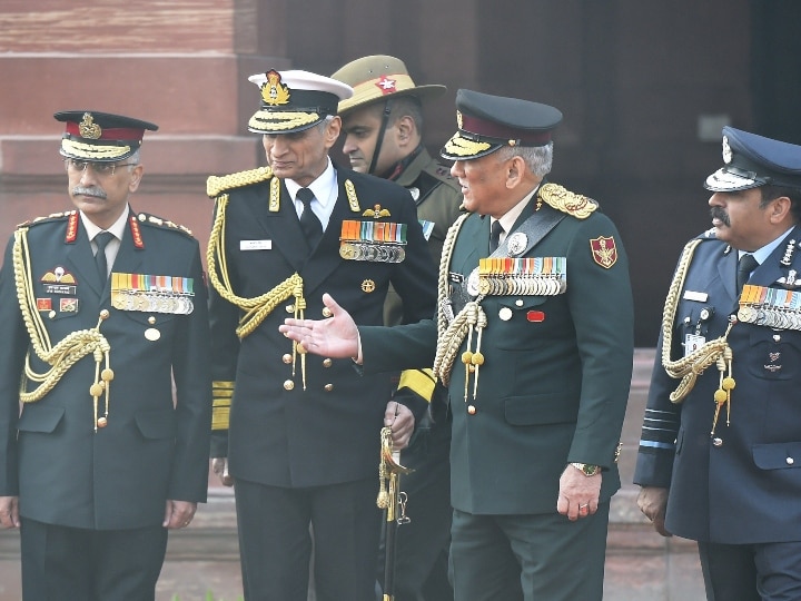 चीन-पाकिस्तान से निपटने के लिए एक मिशन पर थे जनरल बिपिन रावत, अब CDS अनिल चौहान संभालेंगे मोर्चा