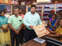 கரூரில் தீபாவளி பண்டிகையை முன்னிட்டு கோ - ஆப்டெக்ஸ் சிறப்பு தள்ளுபடி