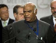 कांग्रेस अध्‍यक्ष की रेस में लास्‍ट मिनट पर एंट्री करने वाले मल्लिकार्जुन खड़गे की पूरी कहानी