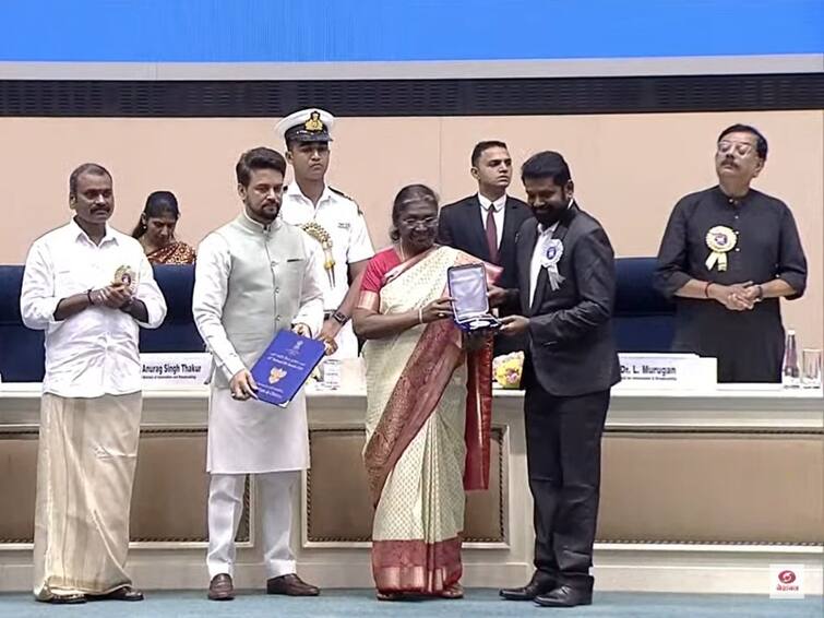 68th National Film Awards 2022 Sivaranjiniyum Innum Sila Pengalum Received Best Tamil Film Best Editing Awards 68th National Film Awards 2022: மூன்று தேசிய விருதினை வாங்கிய சிவரஞ்சினியும் சில பெண்களும் படக்குழு!
