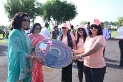 IN Photos: जोधपुर से 15 कारों में रवाना हुई 28 महिलाओं ने निकाली वूमन कार रैली, शहीदों के घर जाएंगी