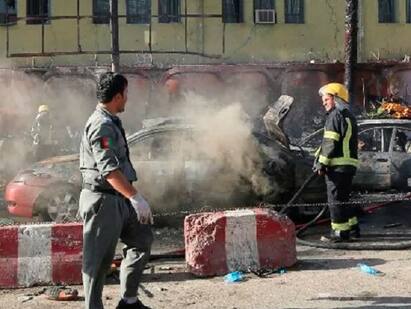 100 children killed in suicide bombing at Kabul school: Report காபூலில் பள்ளிக்கூடத்தில் பயங்கர குண்டுவெடிப்பு: 100 மாணவர்கள் உயிரிழப்பு.. தாங்கமுடியா கொடூரம்..