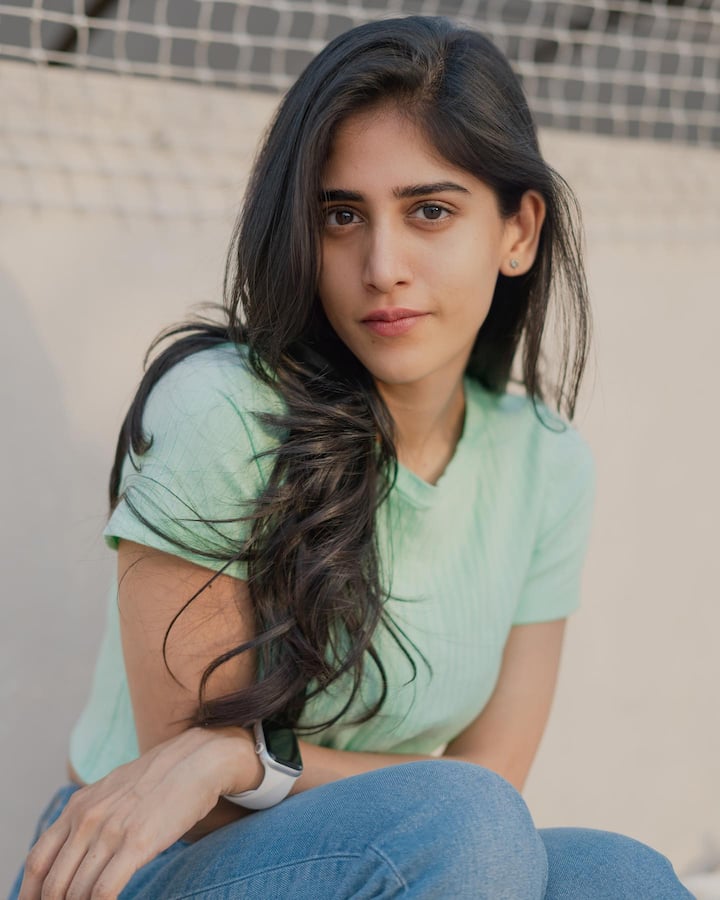 చాందినీ చౌదరి అందమైన ఫోటోలు -Image Credit: Chandini Chowdary/Instagram