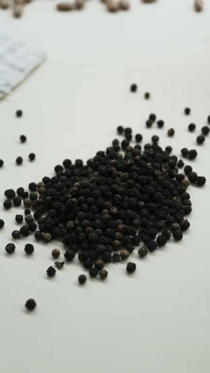 सांध्यासोबतच आतड्यातील जळजळ कमी करण्यासही काळीमिरी उपयुक्त आहे.