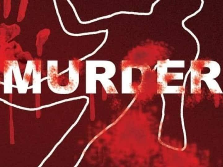 Delhi man kill his wife in front of 9 year old daughter ANN Delhi: दिल्ली में घटी दिल को झकझोर देने वाली घटना, पति ने गुस्से में आकर पत्नी को उतारा मौत के घाट