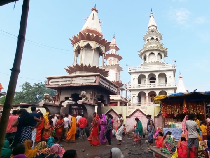 Durga Puja 2022: बिहार में एक ऐसा मंदिर जहां नवरात्र में सजी है भूतों की महफिल, नेपाल से भी पहुंचे हैं श्रद्धालु